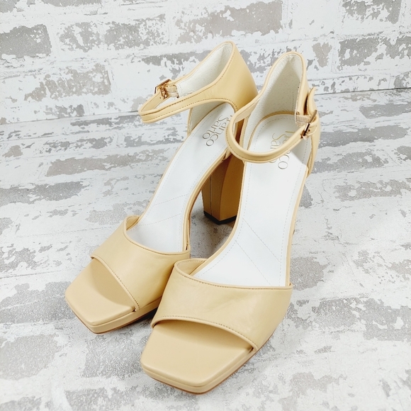 NEW Franco Sarto Dima Beige Block Heel Sandals E665 - Picture 2 of 12